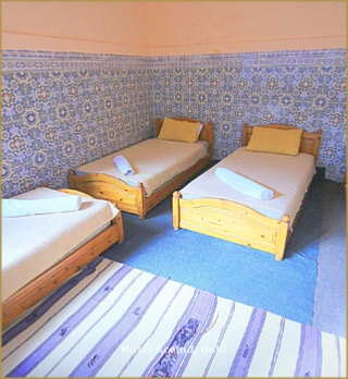 Hotel Aroumd chambre pour cinq personnes: