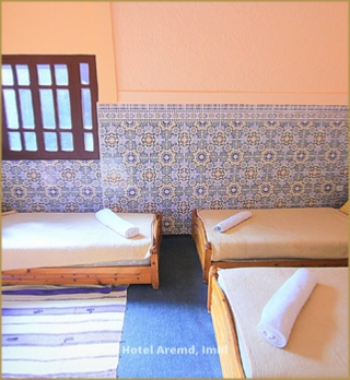 Hotel Aroumd chambre pour cinq personnes: